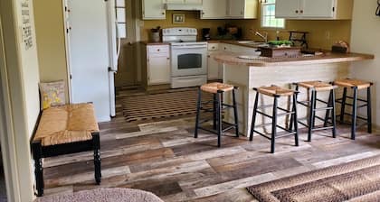 4 bedroom Tenant House at Muddy Boots Petting Farm...