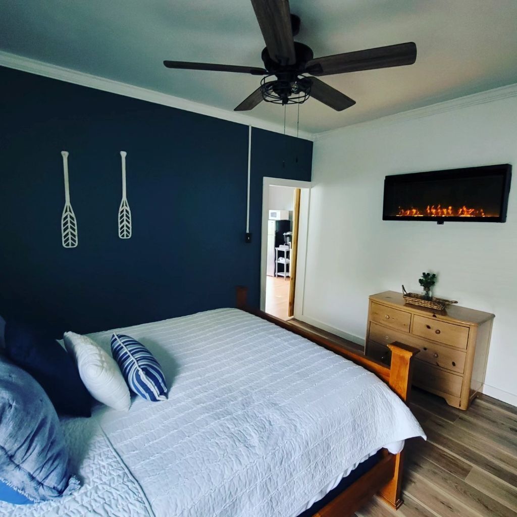 1 habitación, tabla de planchar con plancha, cuna de viaje y wifi 