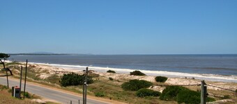 Playapueblo - Sol: Atlantida am Strand, Las Toscas.