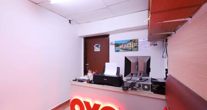 Hotel O Azimaju Guesthouse