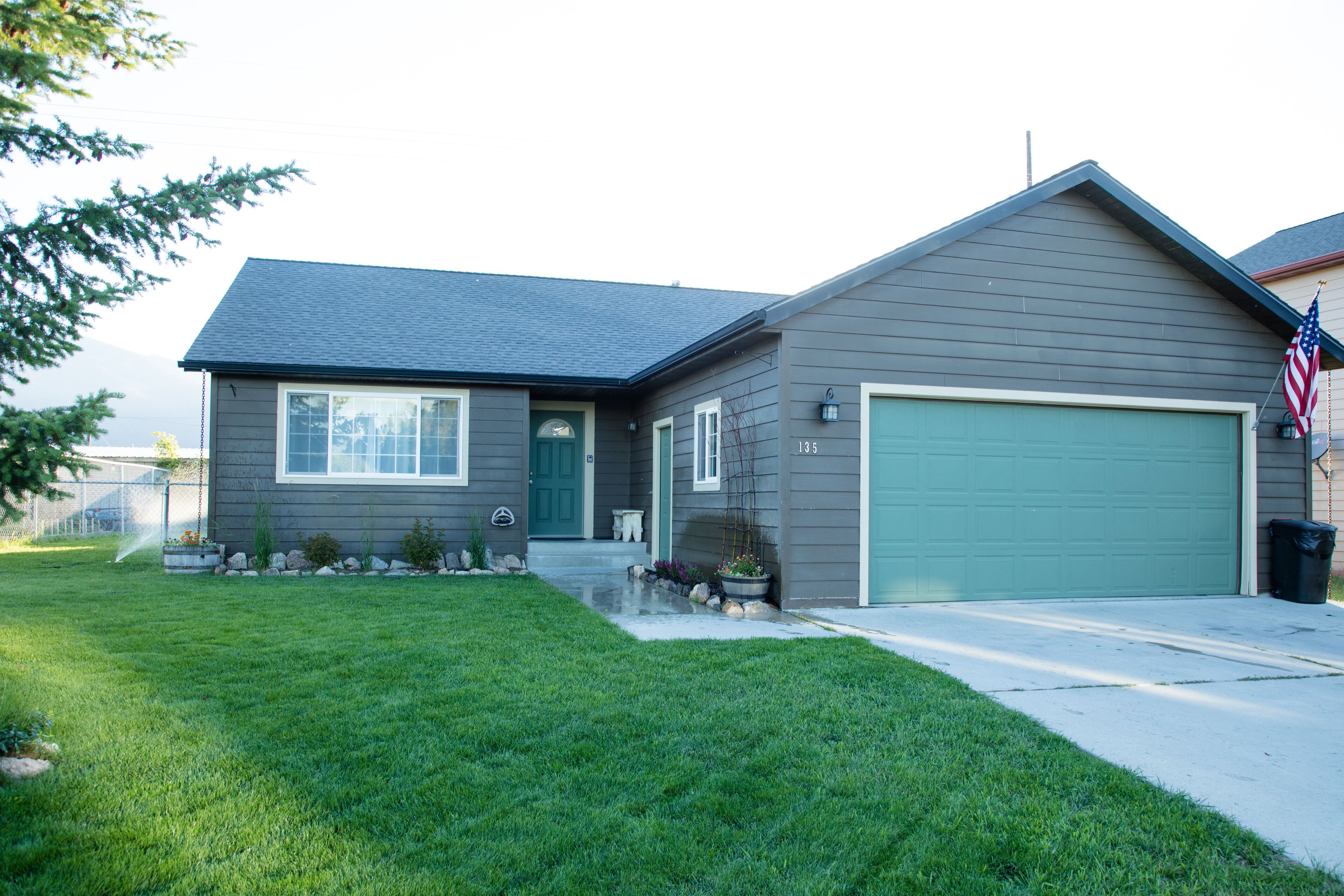 Cozy Home minutes from Montana activities