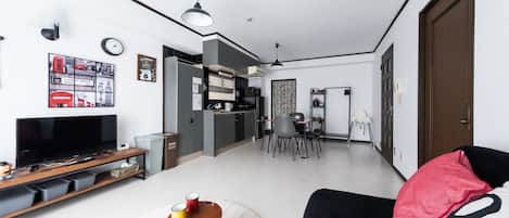 Il sole Kujo 501 | Living area | Flat-screen TV