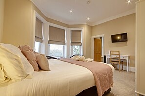Chambre Double Luxe, accessible aux personnes à mobilité réduite, salle de bains attenante
