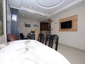 Lobby sitting area - OYO 1153 Heaven Hill Hotel 1 (Tanah Rata)