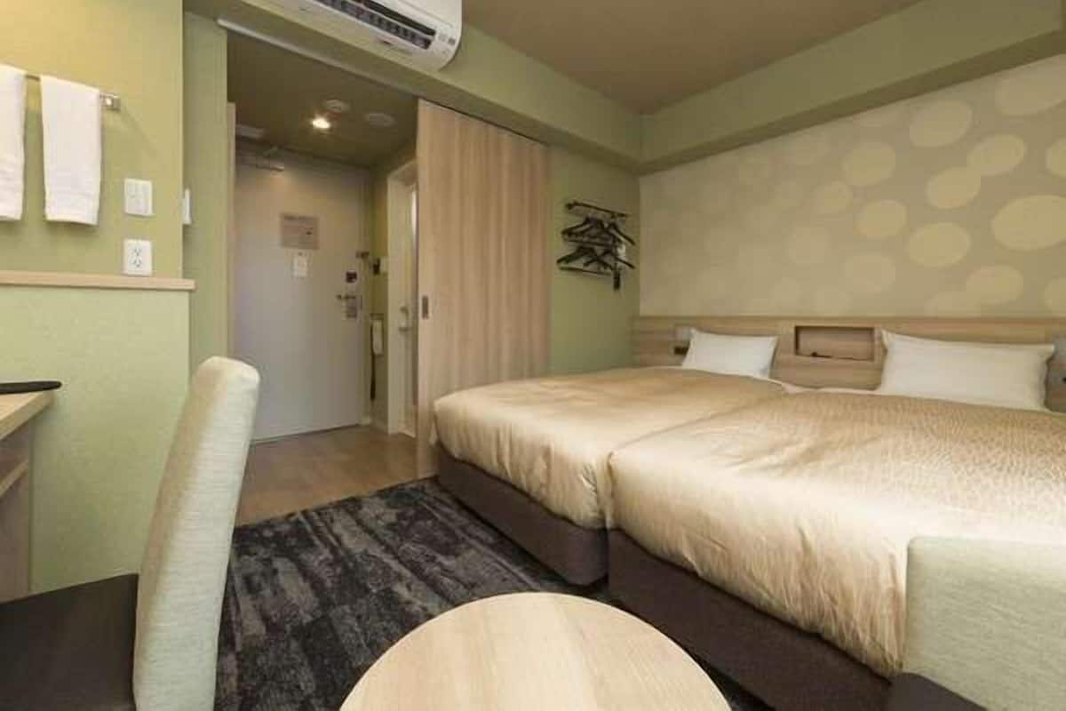 1 chambre, couette en duvet d'oie, coffres-forts dans les chambres