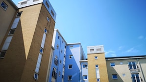 Unclassified image, 2 of 25, button - Higher Living - Southampton City Penthouse (Southampton)