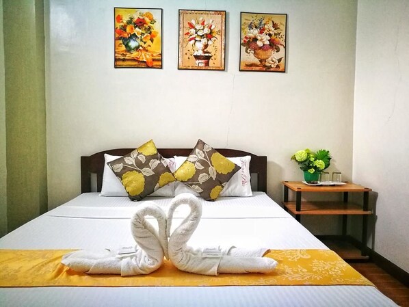 Dubbelrum (Budget) | Värdeförvaringsskåp på rummet, gratis wi-fi och sängkläder