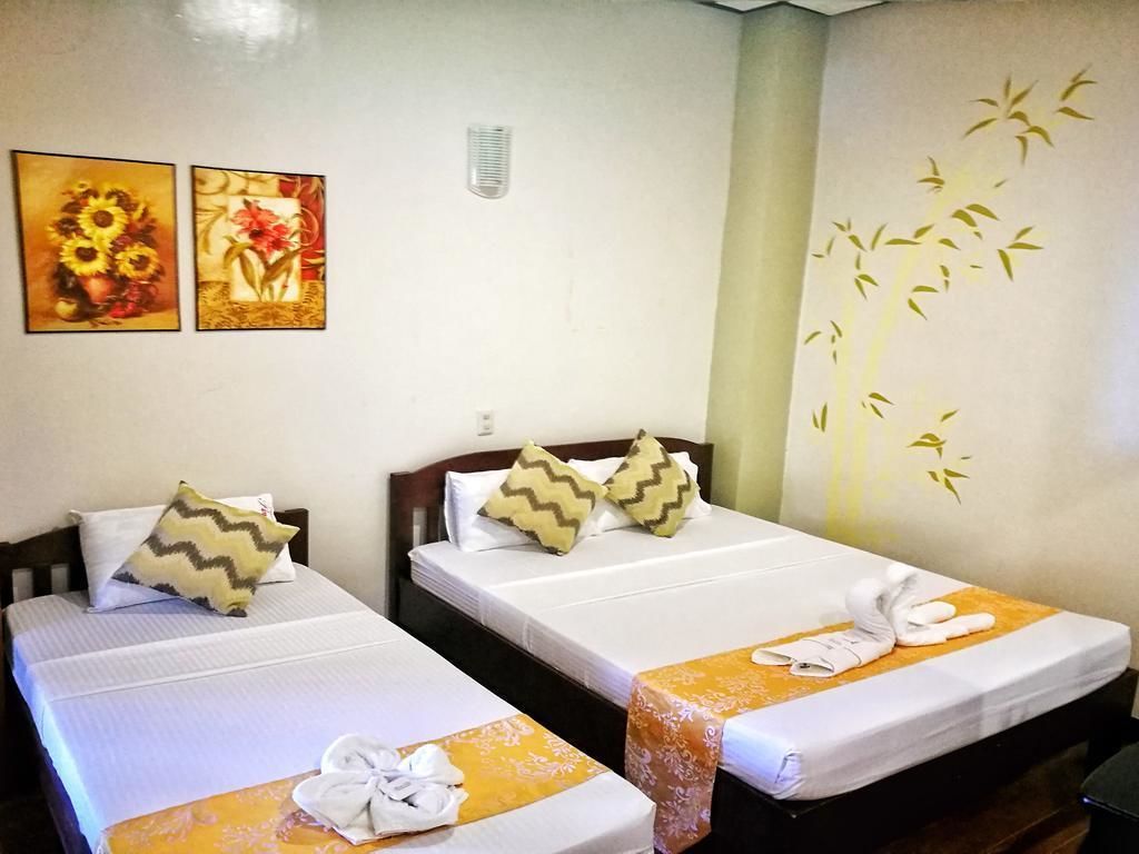 In-room safe, free WiFi, bed sheets