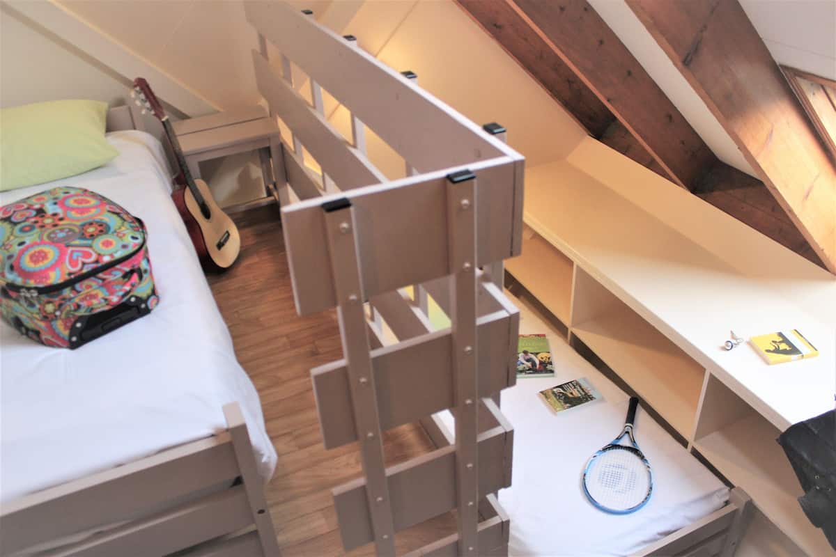 1 bedroom, soundproofing, free WiFi, bed sheets