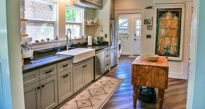 Charm and Comfort in Quiet Lodi Neighborhood
