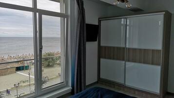 2 chambres, fer et planche Ă repasser, Wi-Fi, draps fournis