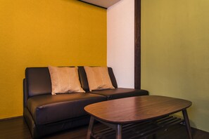 Maison Économique (Shiki Homes | KURIKO) | Coin séjour