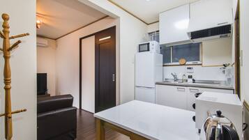 Shiki Homes | KURIKO | In-room dining