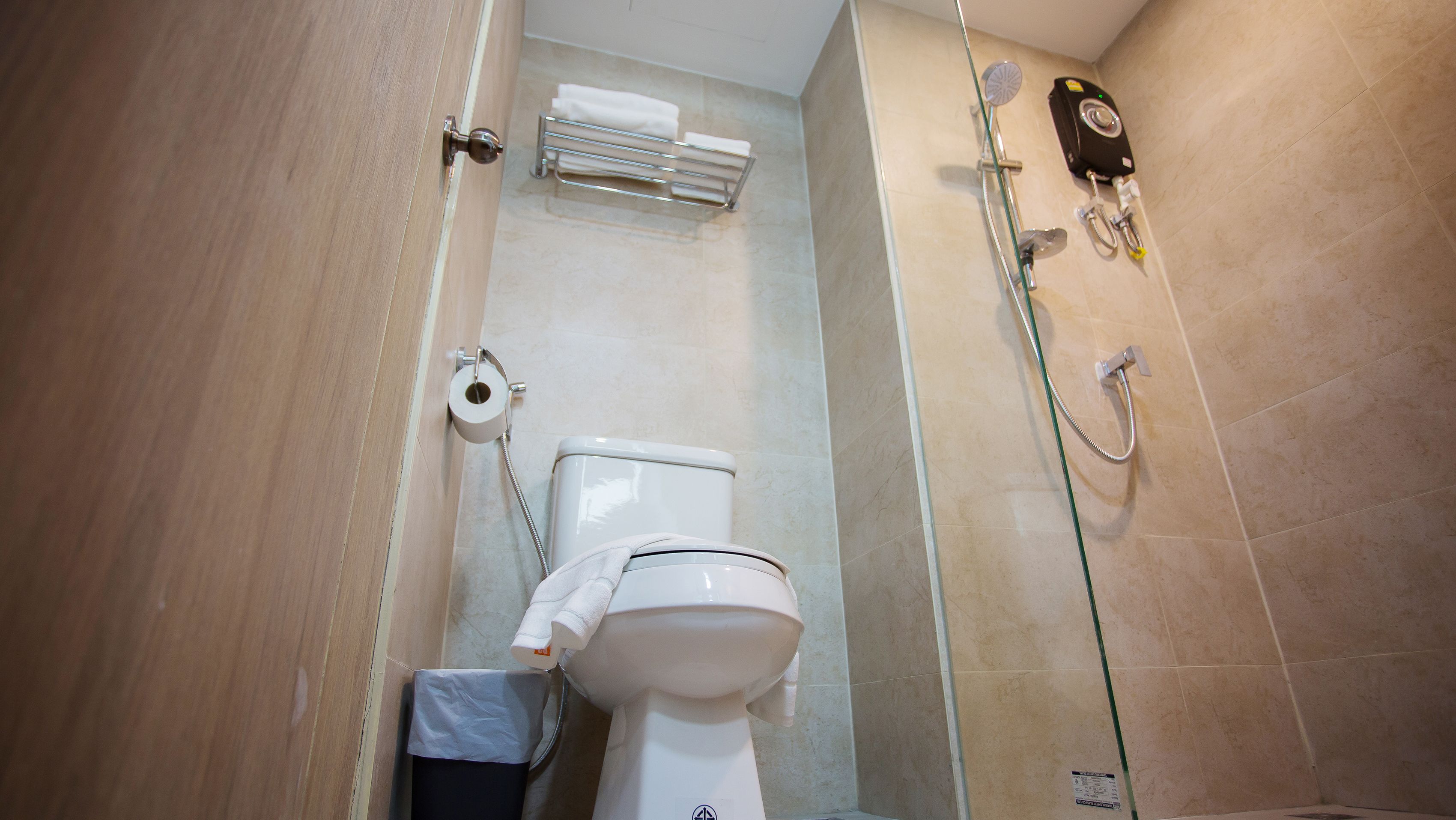 superior twin room | free wifi