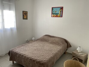 1 bedroom, iron/ironing board, travel crib, free WiFi