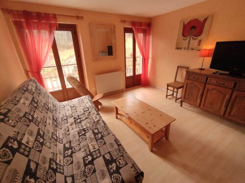 Gîte Céline avec Spa Bain à Remous  Sauna  Pêche