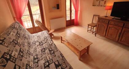 Gîte Céline avec Spa Bain à Remous Sauna Pêche