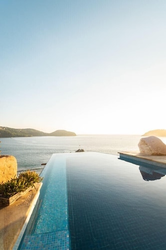 Steps from the beach, far from routine. An experience beyond the ordinary