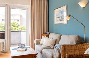 Tv, bøger, stereoanlæg