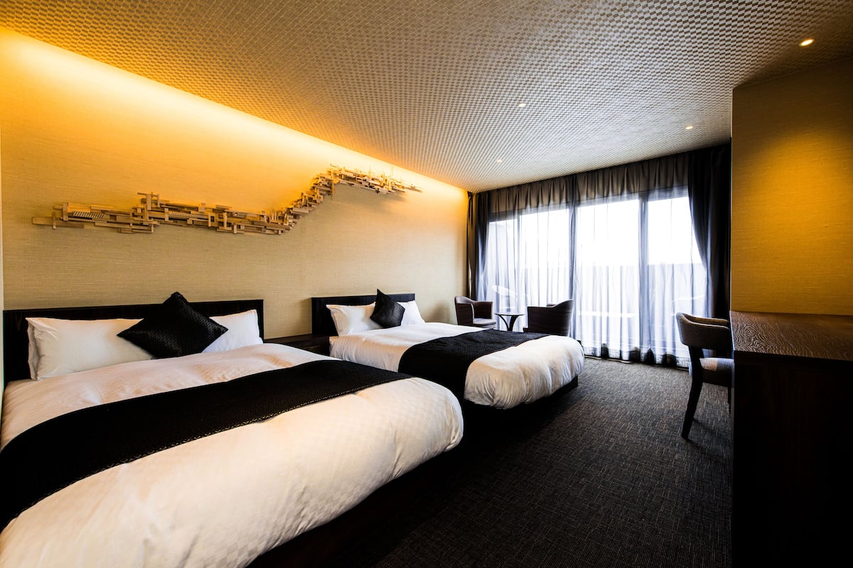 Quadruple Room with Balcony (YATSUHASHI)