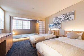 Deluxe Room (WAKAMATSU) | Minibar, in-room safe, desk, soundproofing - Hotel ZIZI Kyoto Gion (Kyoto)