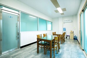 BBQ/picnic area - Donghae Red Roof Pension (Donghae)