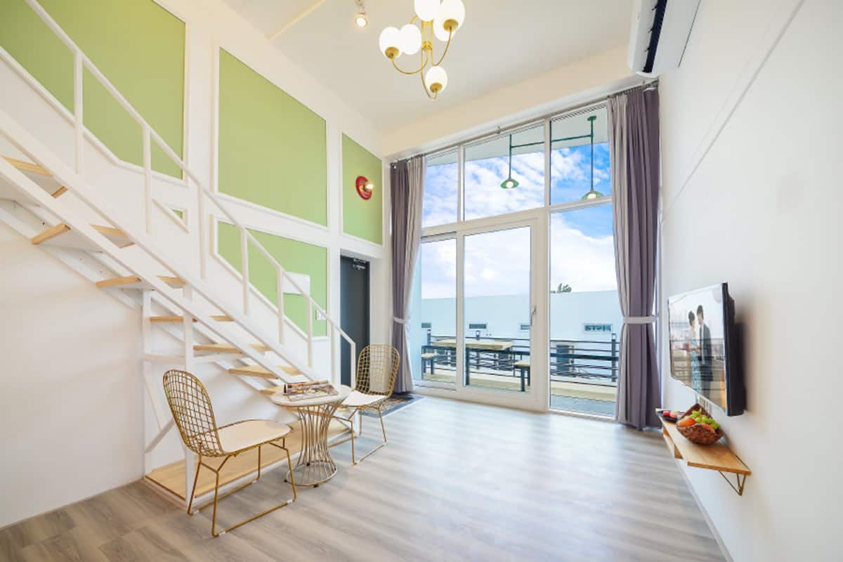 Værelse (F101 (Ocean View)) | Opholdsområde | Tv