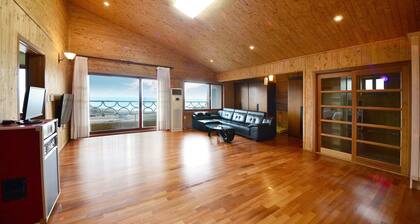 Jeju Witch'S Bloom Stick Pension