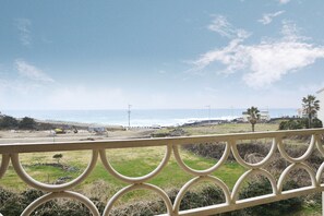 View from room - Jeju Witch'S Bloom Stick Pension (Jeju City)