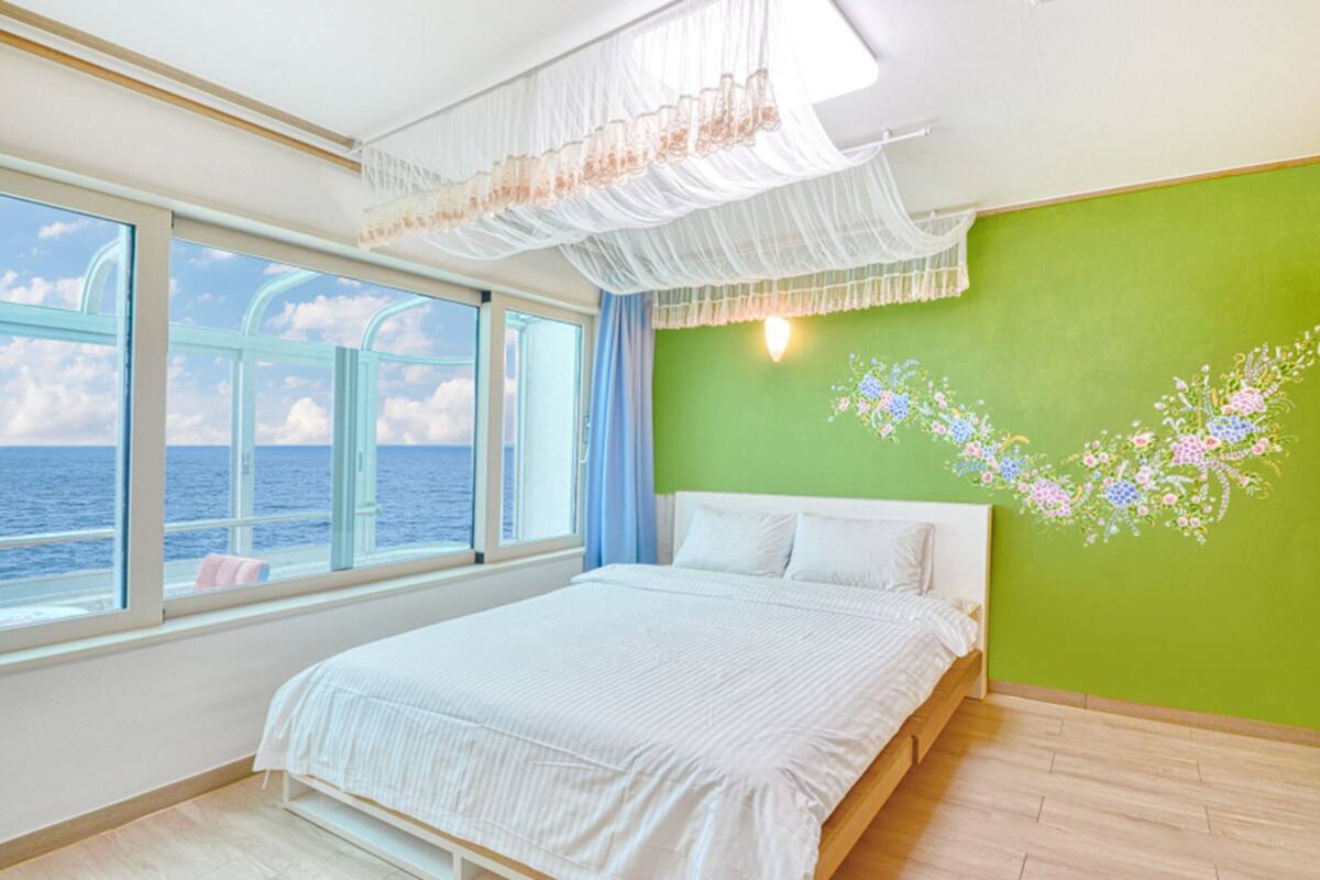Habitación (305) | Wifi gratis y ropa de cama