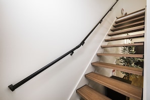 Interior detail - Shiki Homes RURI (Osaka)