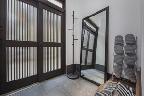 Interior entrance - Shiki Homes RURI (Osaka)