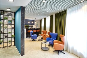 Lobby sitting area - Graphica Tbilisi Hotel (Tbilisi)