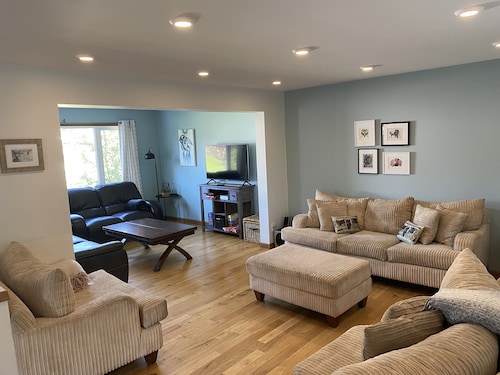 house is perfectly situated for your business trip or weekend getaway or longer.