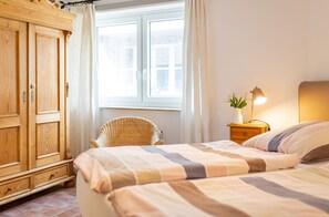 1 Schlafzimmer, Bügeleisen/Bügelbrett, Reisekinderbett, kostenloses WLAN