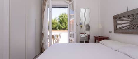 1 間睡房、床單