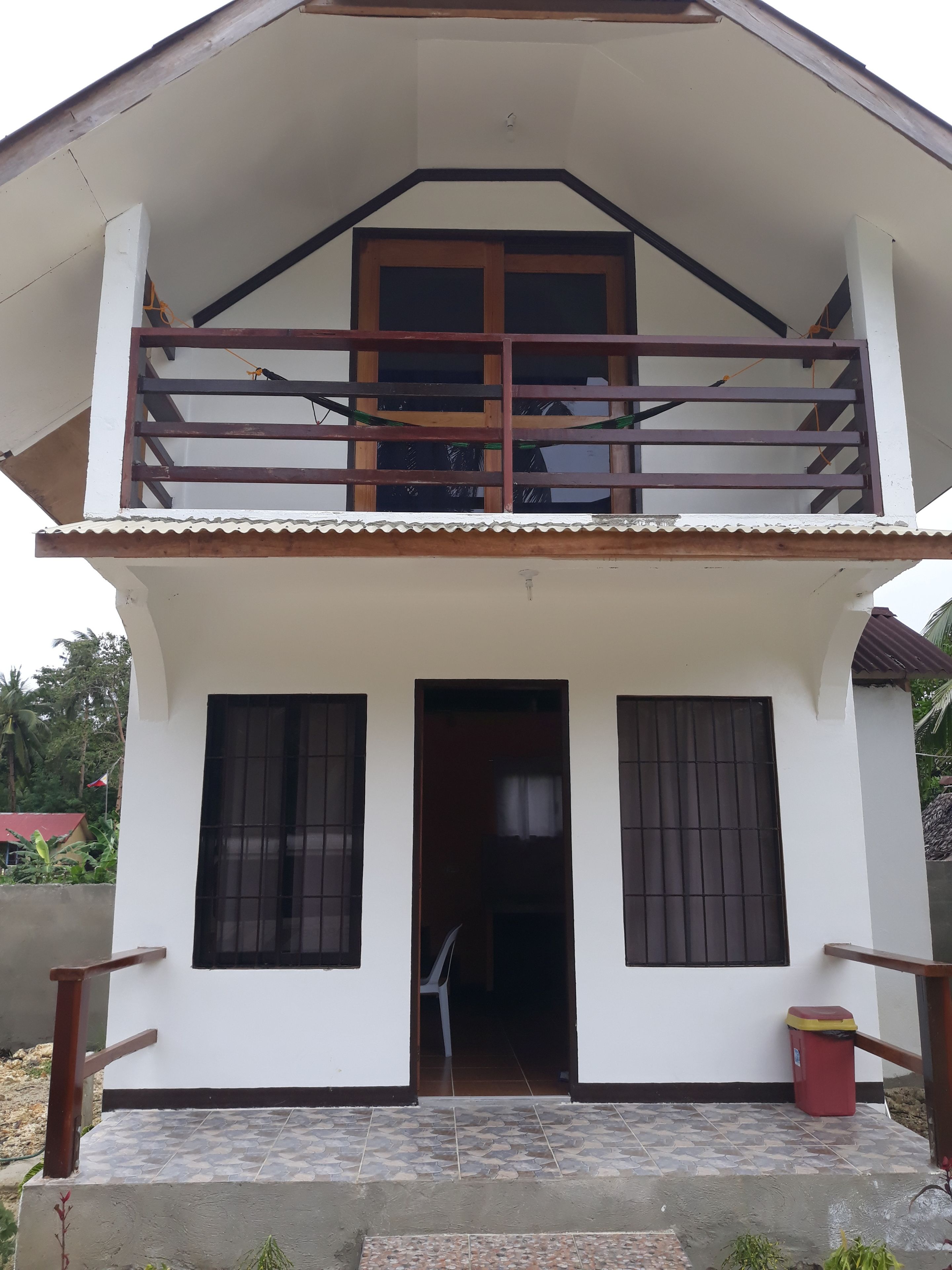 Phòng (Gardenview House 4) | Bàn, giường gấp/giường phụ (phụ phí) 