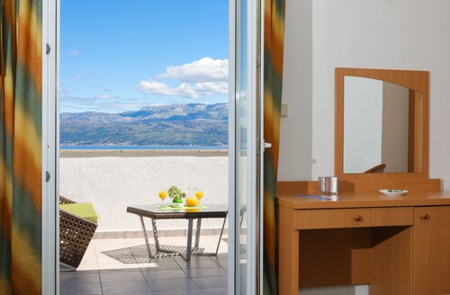 Downtown Private Rooms