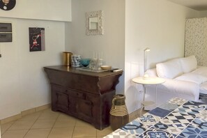 Interior - S139 - Sirolo, new studio near the center (Sirolo)