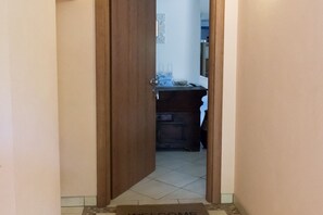 Interior - S139 - Sirolo, new studio near the center (Sirolo)