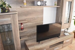 Interior - Aube Apartment (Deltebre)