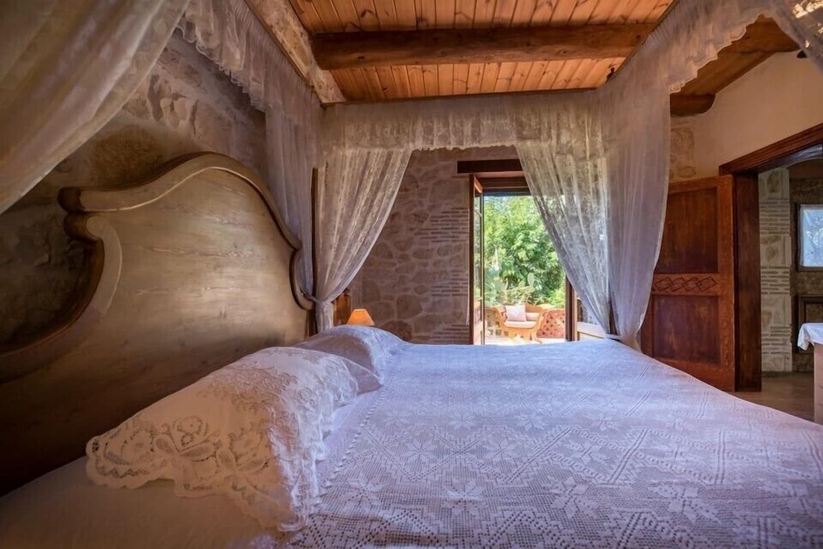 Villa, 3 Bedrooms (Atzardo) | Premium bedding, in-room safe, desk, blackout drapes