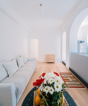 Standard-Apartment, 1 Schlafzimmer | Wohnzimmer | Flachbildfernseher