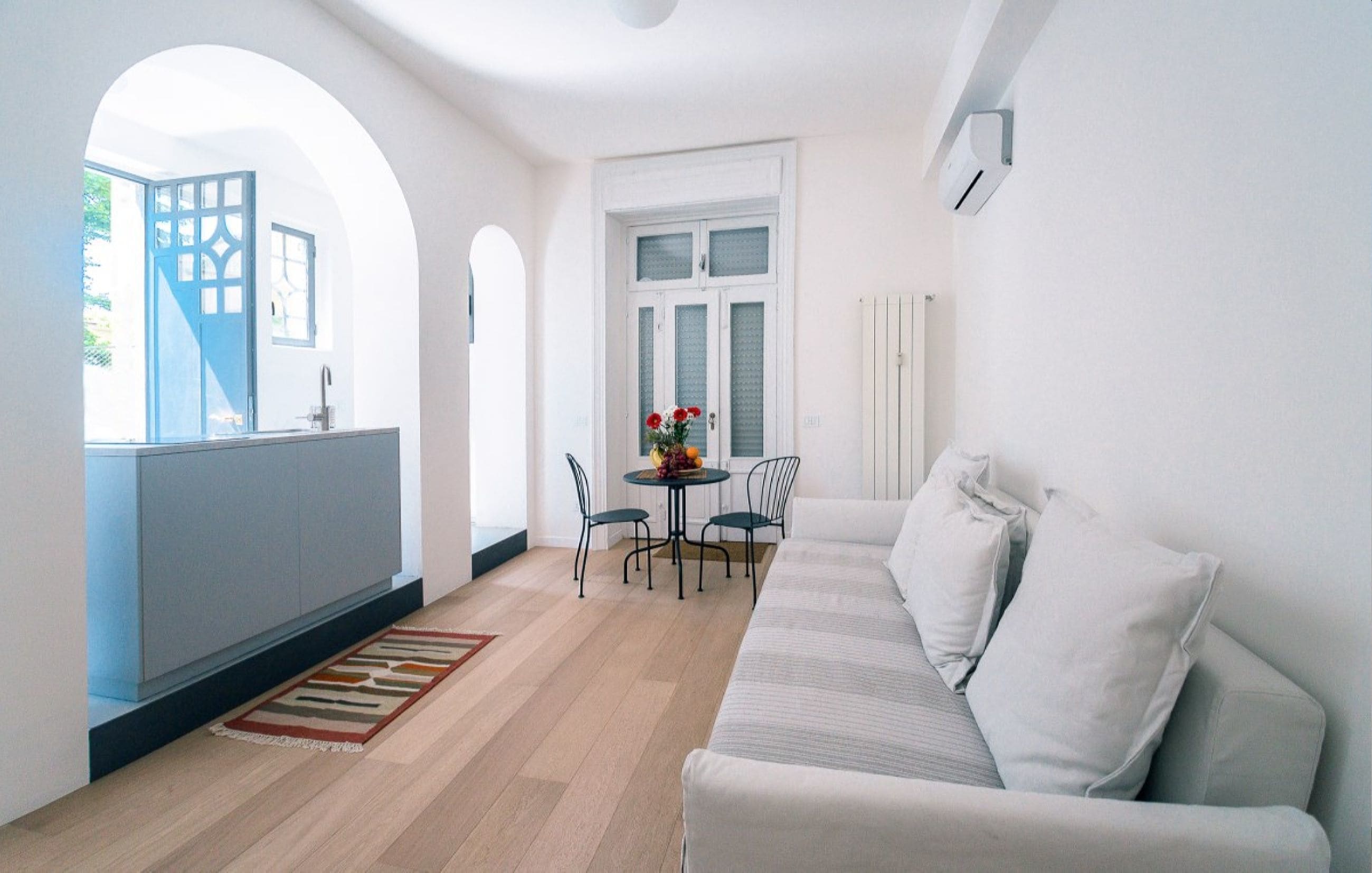 Standard-Apartment, 1 Schlafzimmer | Wohnbereich | Flachbildfernseher