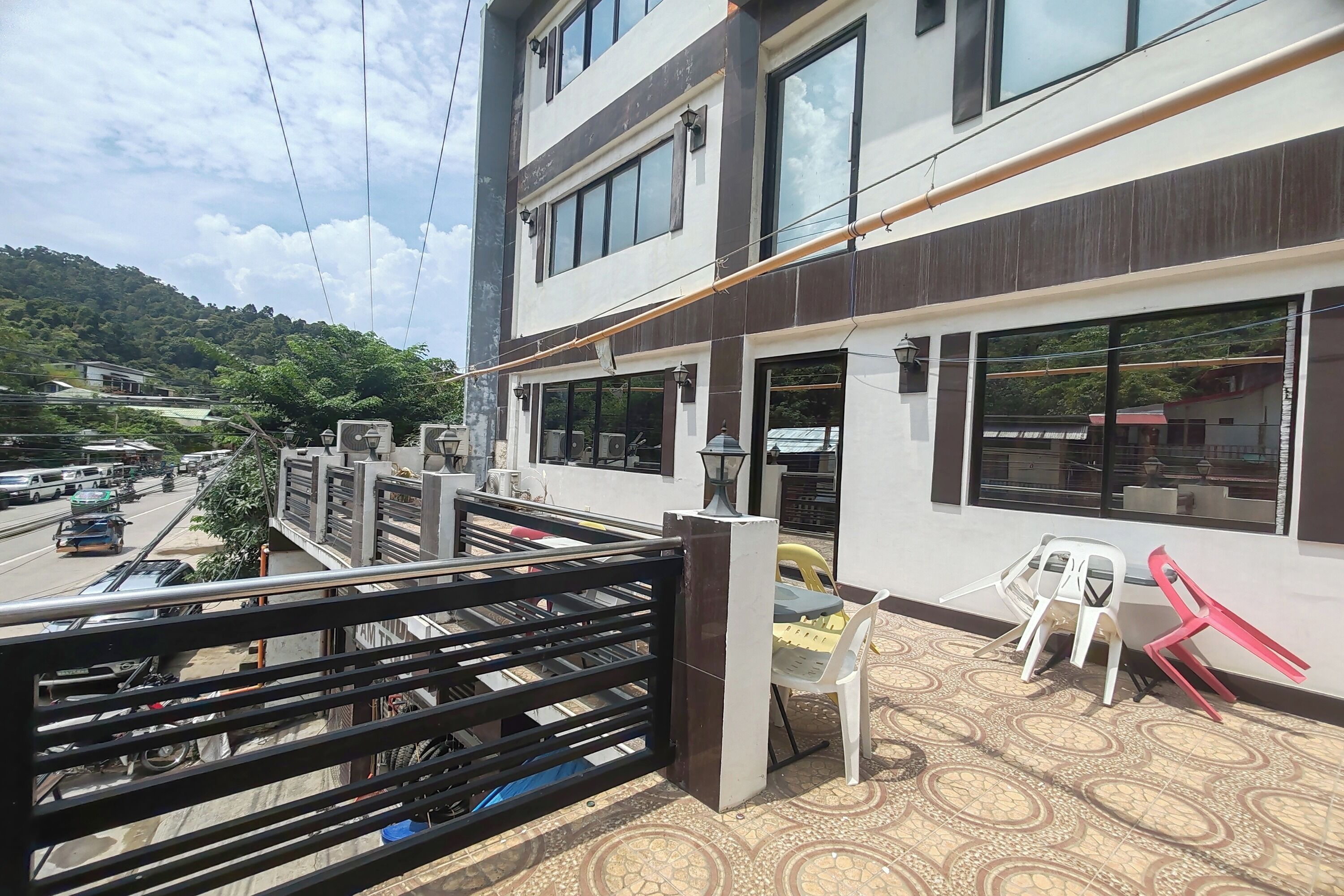 Photo - Jace's Travellers Inn