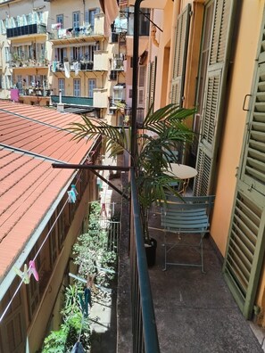Property grounds - SPLENDID, 6 BEDROOMS, 12 PERS, BRAND NEW, PORT, CLIM, WIFI (Nice)