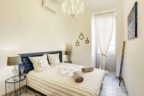 6 soverom, lydisolert, strykejern/-brett og wi-fi