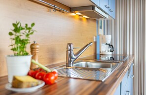 Fridge, stovetop, dishwasher, coffee/tea maker - Large apartment - very illuminated, Wi-Fi, ocean view, close to the beach and ni (Wittdün)