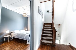 4 chambres, fer et planche à repasser, Wi-Fi