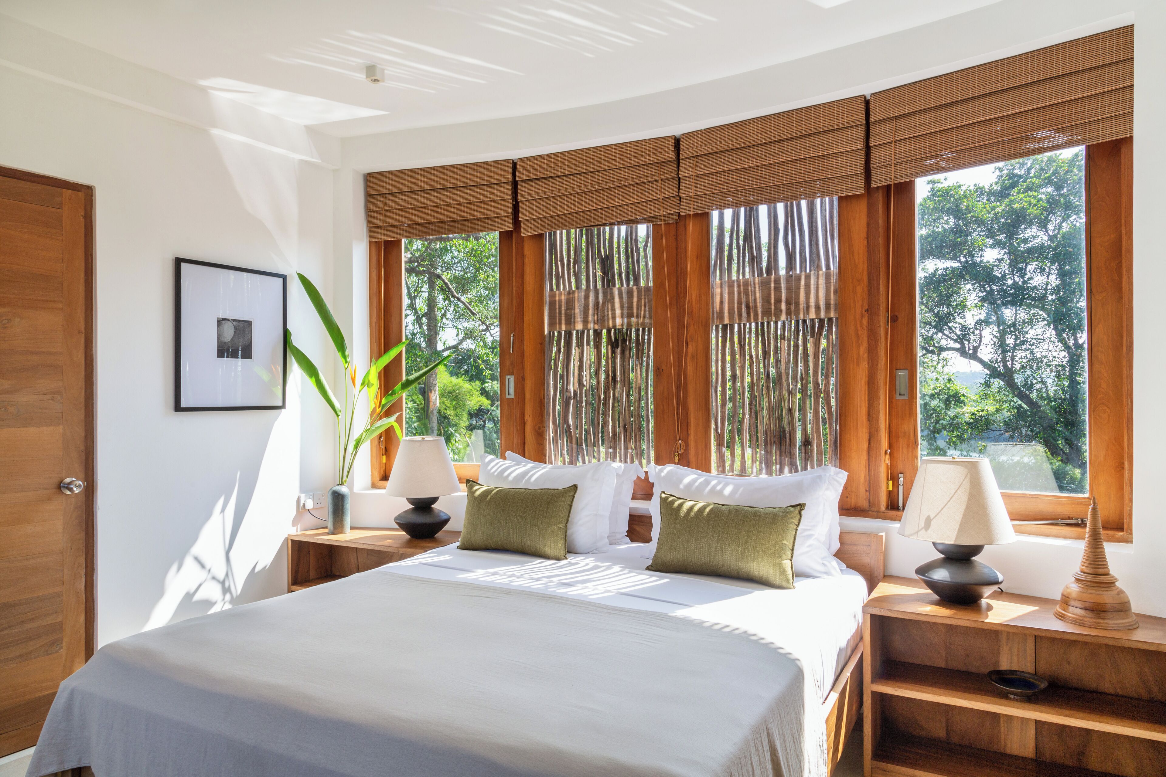 Room, Tower (Tri Tower) | In-room safe, desk, free WiFi, bed sheets